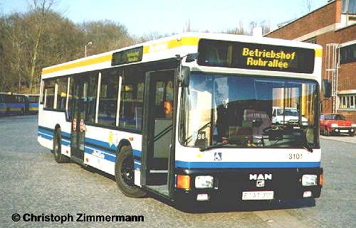 Bus 3101 der Essener Verkehrs-AG.