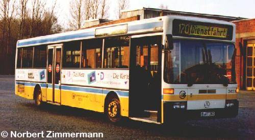 Bus 3033 der Essener Verkehrs-AG.